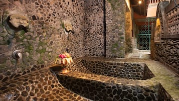 Outdoor spabad
