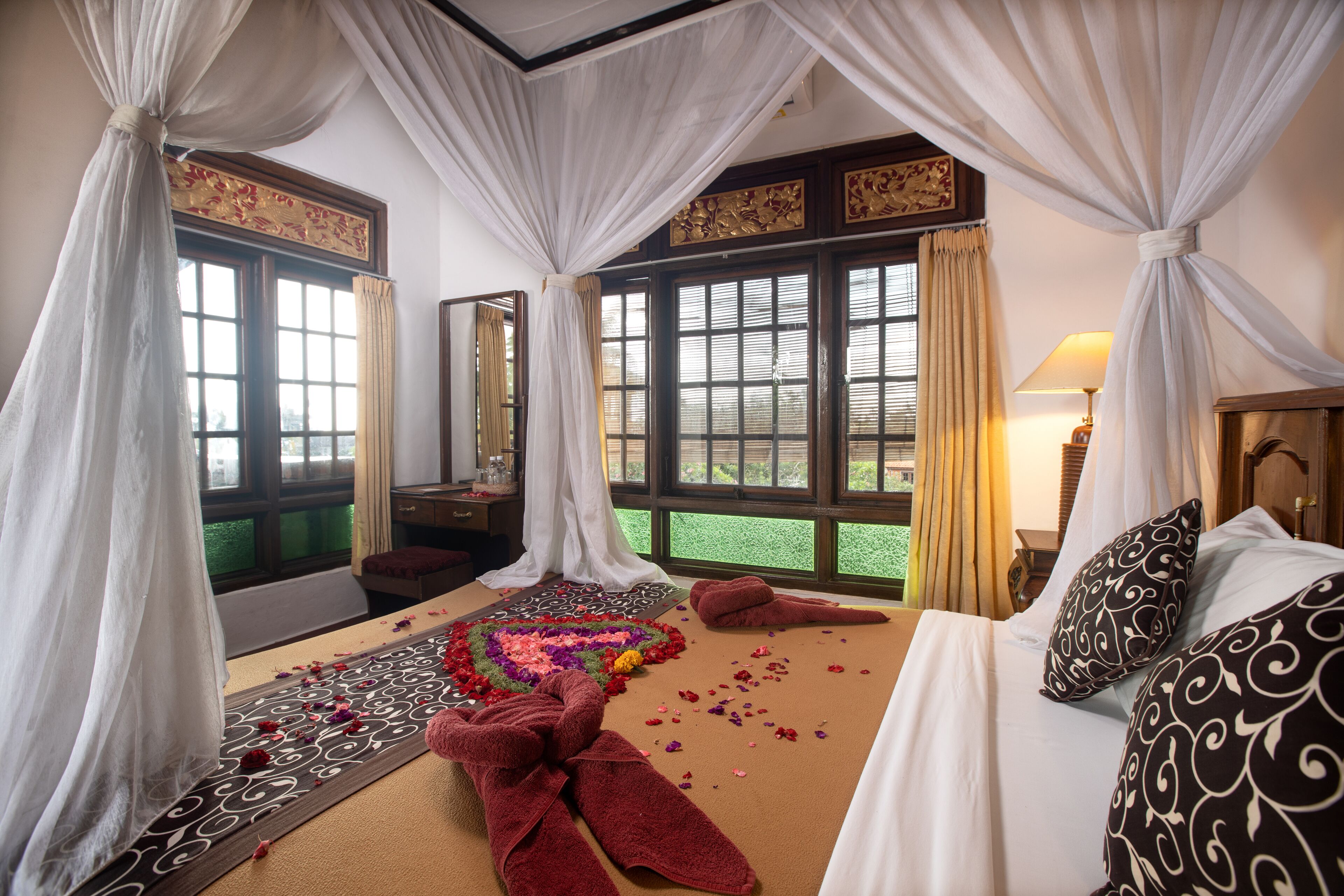 standard room with fan | 1 bedroom, premium bedding, select comfort beds, in-room safe