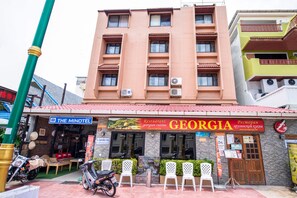 Exterior - OYO 288 The Minotel Hotel (Patong)