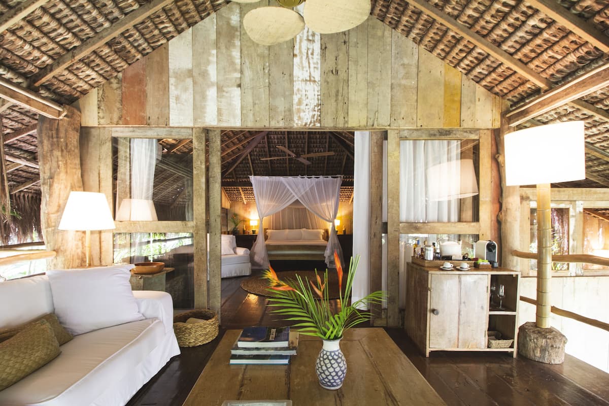 32-inch lcd tv with cable channels, tv, dvd player