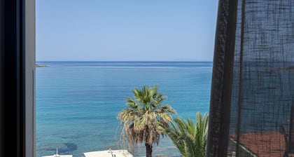 PHEIA, Vriniotis Resorts