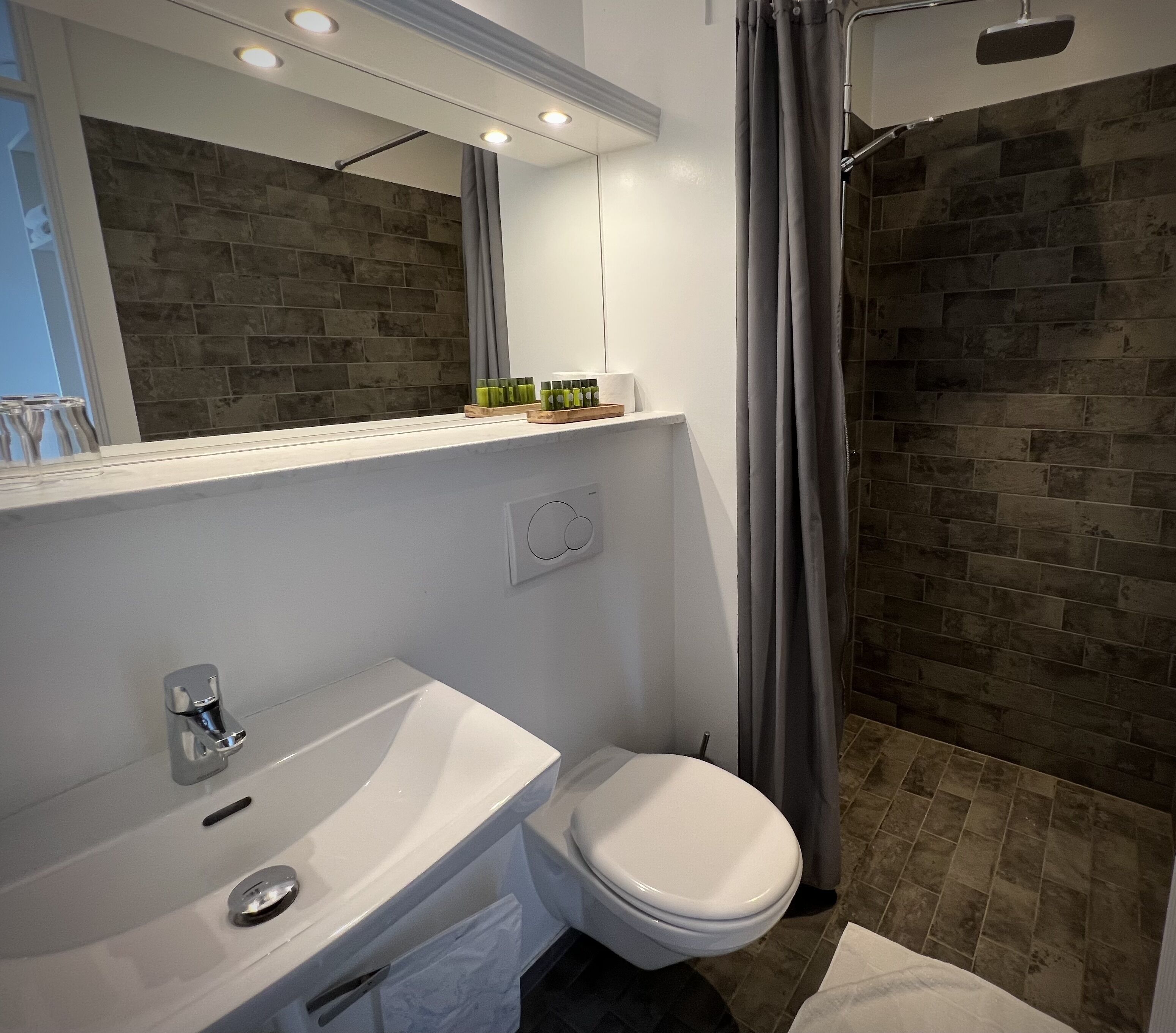 Superior tweepersoonskamer | Een minibar, een bureau, gratis wifi, beddengoed