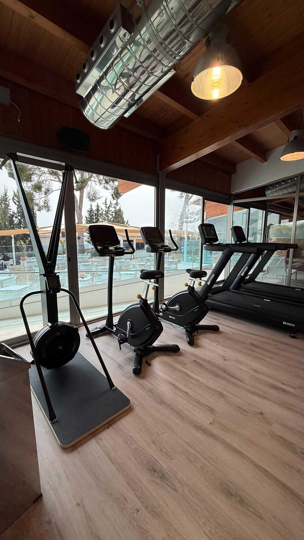 Photo - Inmood Aucanada 4 Sup - Adults Only