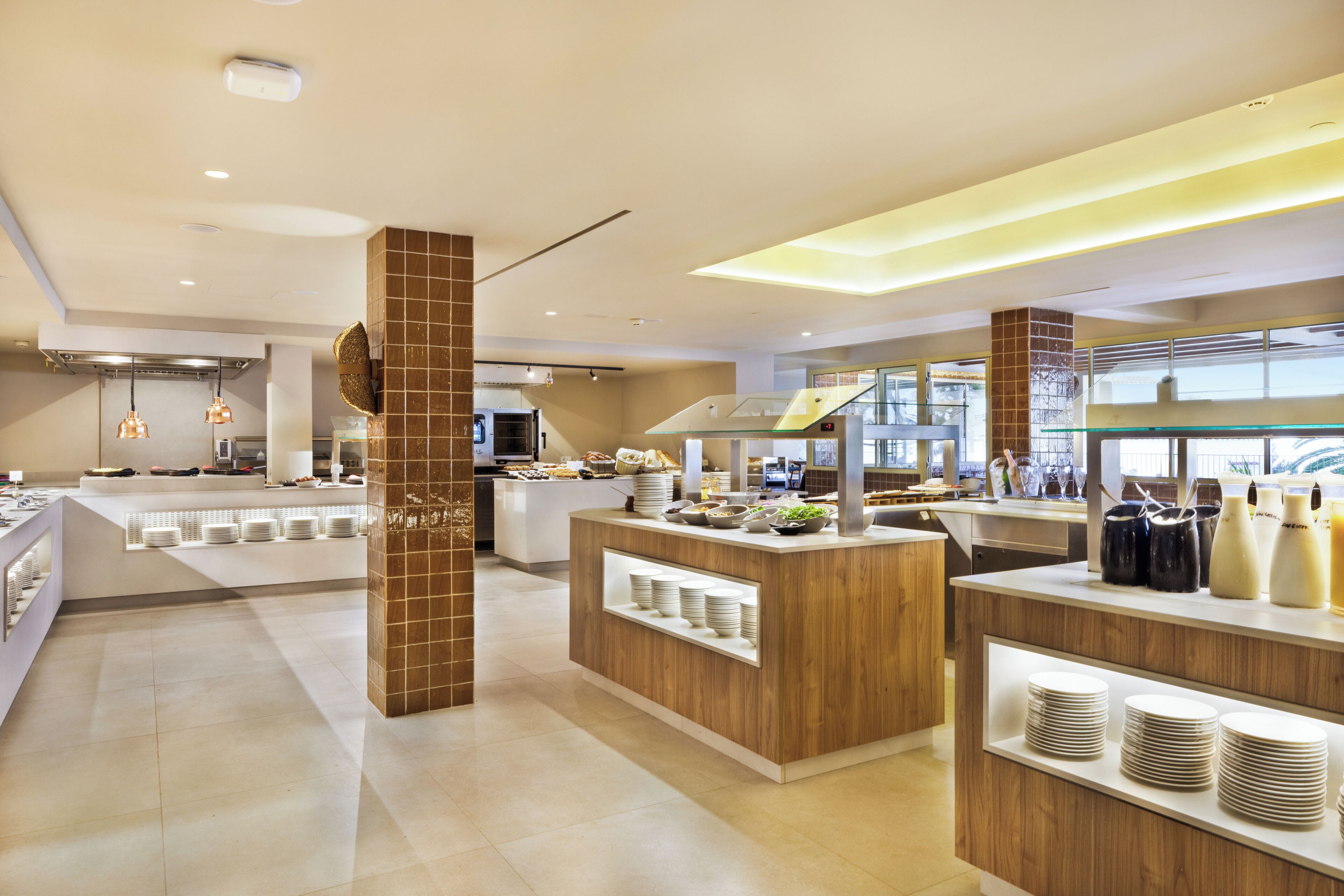 breakfast and dinner served, sea views