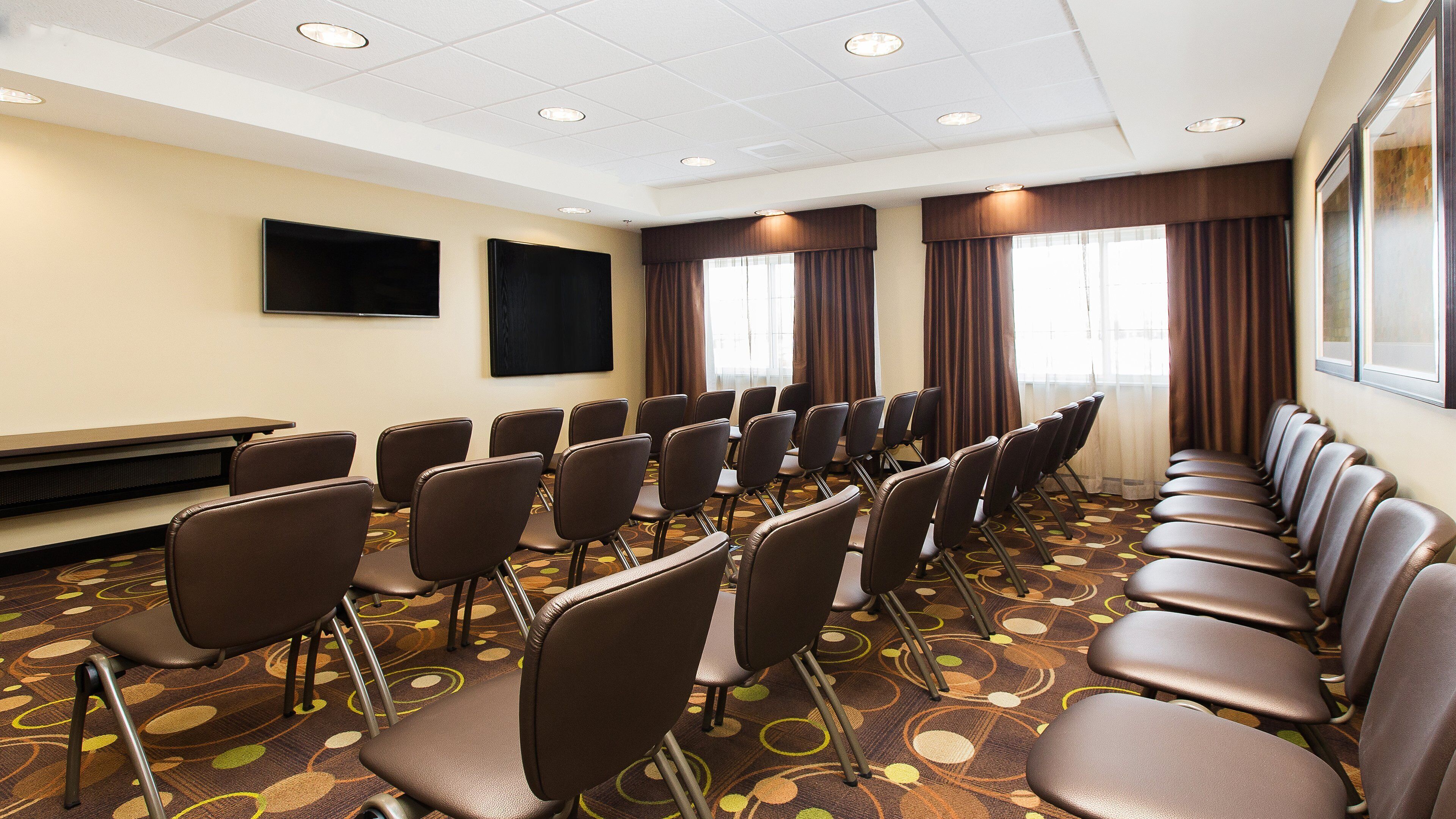 Foto - Staybridge Suites West Edmonton by IHG