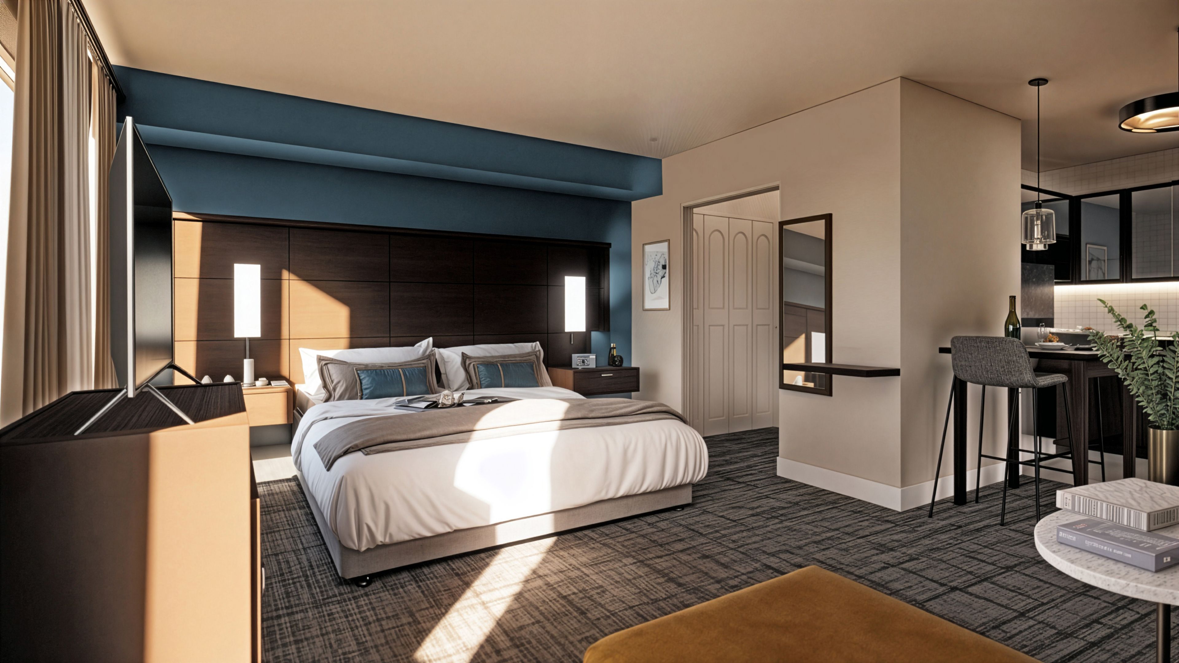 Een moderne hotelkamer met een groot bed, een bureau, een stoel, een bijzettafeltje en een potplant.