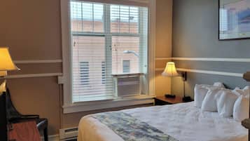 Iron/ironing board, free WiFi, bed sheets