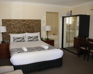 Zimmer (Deluxe King Spa Room)