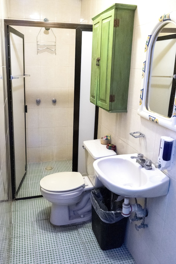 Unclassified image, 1 of 41, button - Casa VilaSanta - Hostel (Guadalajara)