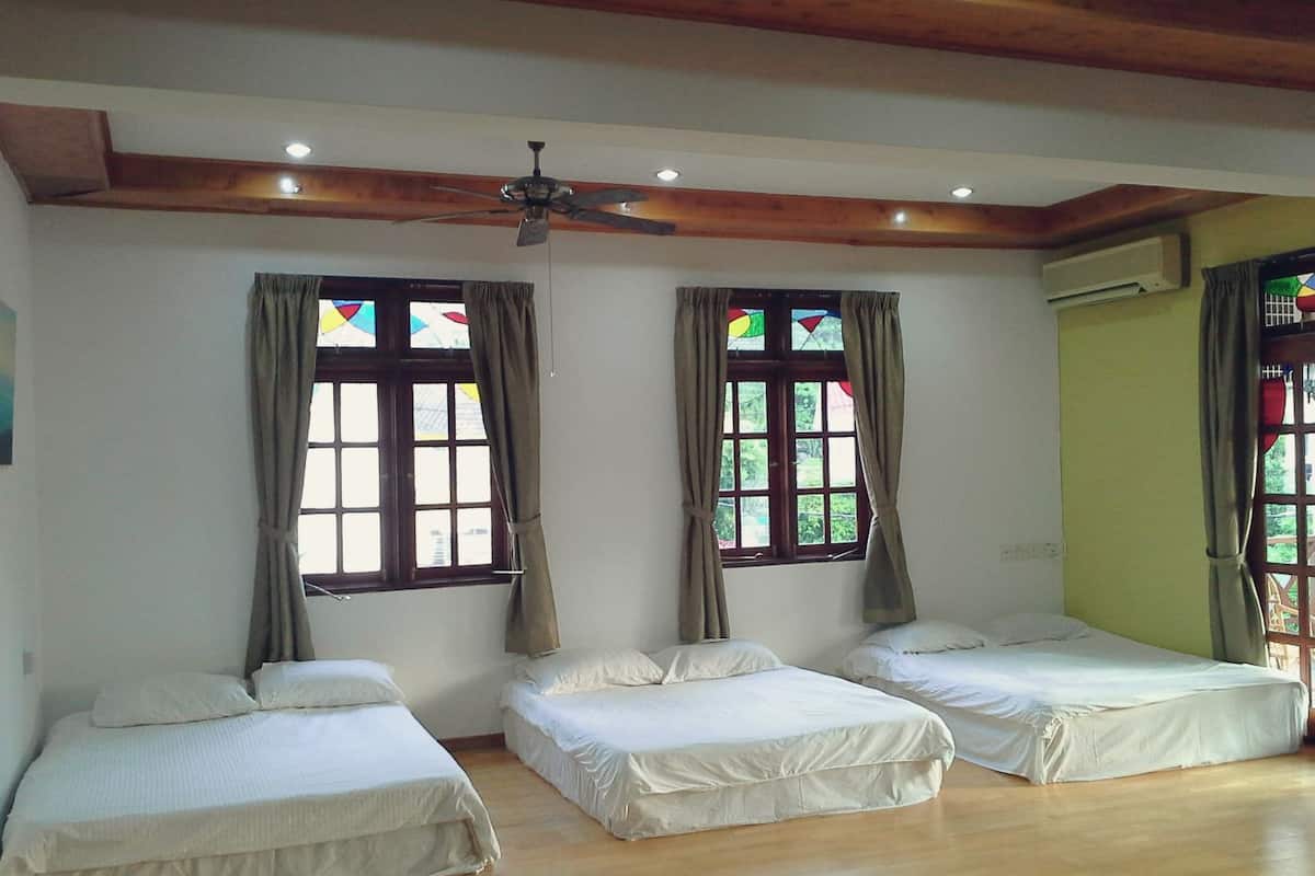 Luxury Family Suite With Balcony | 免费 WiFi