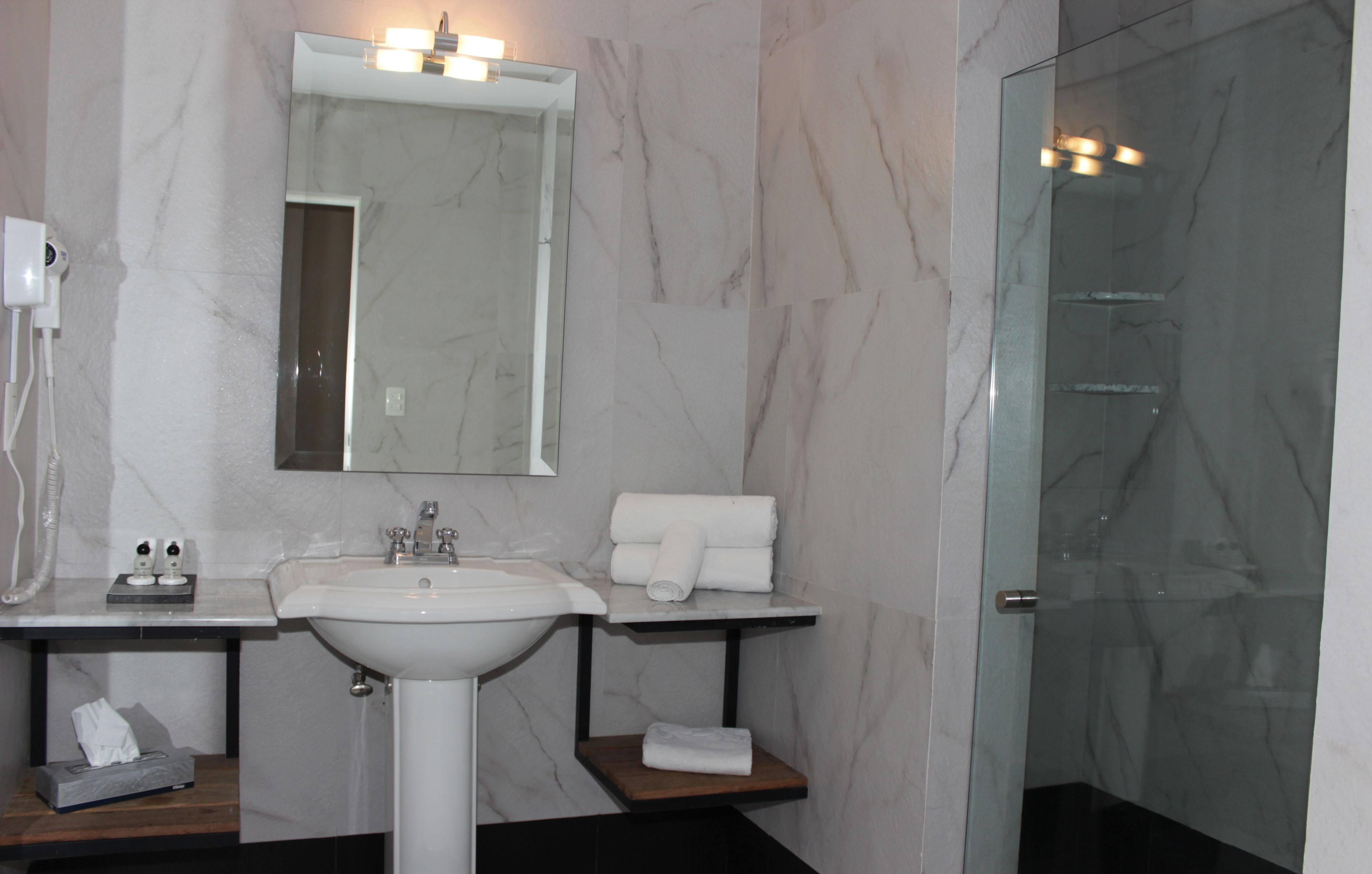 Room, 1 King Bed | Bathroom | Shower, hair dryer, towels, soap