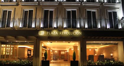 Hotel Plaza Revolución