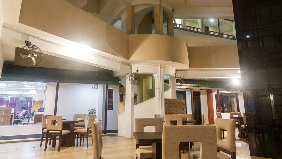 Hotel Janaki