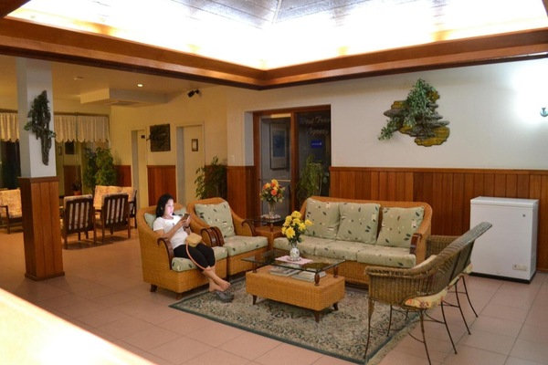24-inch TV with satellite channels