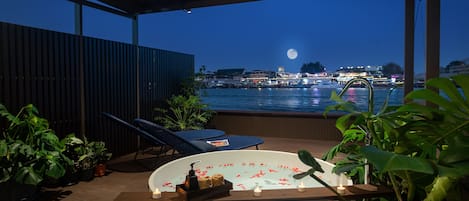 Villa, River View | Terrace/patio