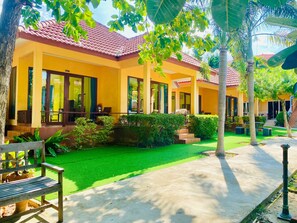 Villa (2 Bedroom) | Schreibtisch, Zustellbetten, kostenloses WLAN