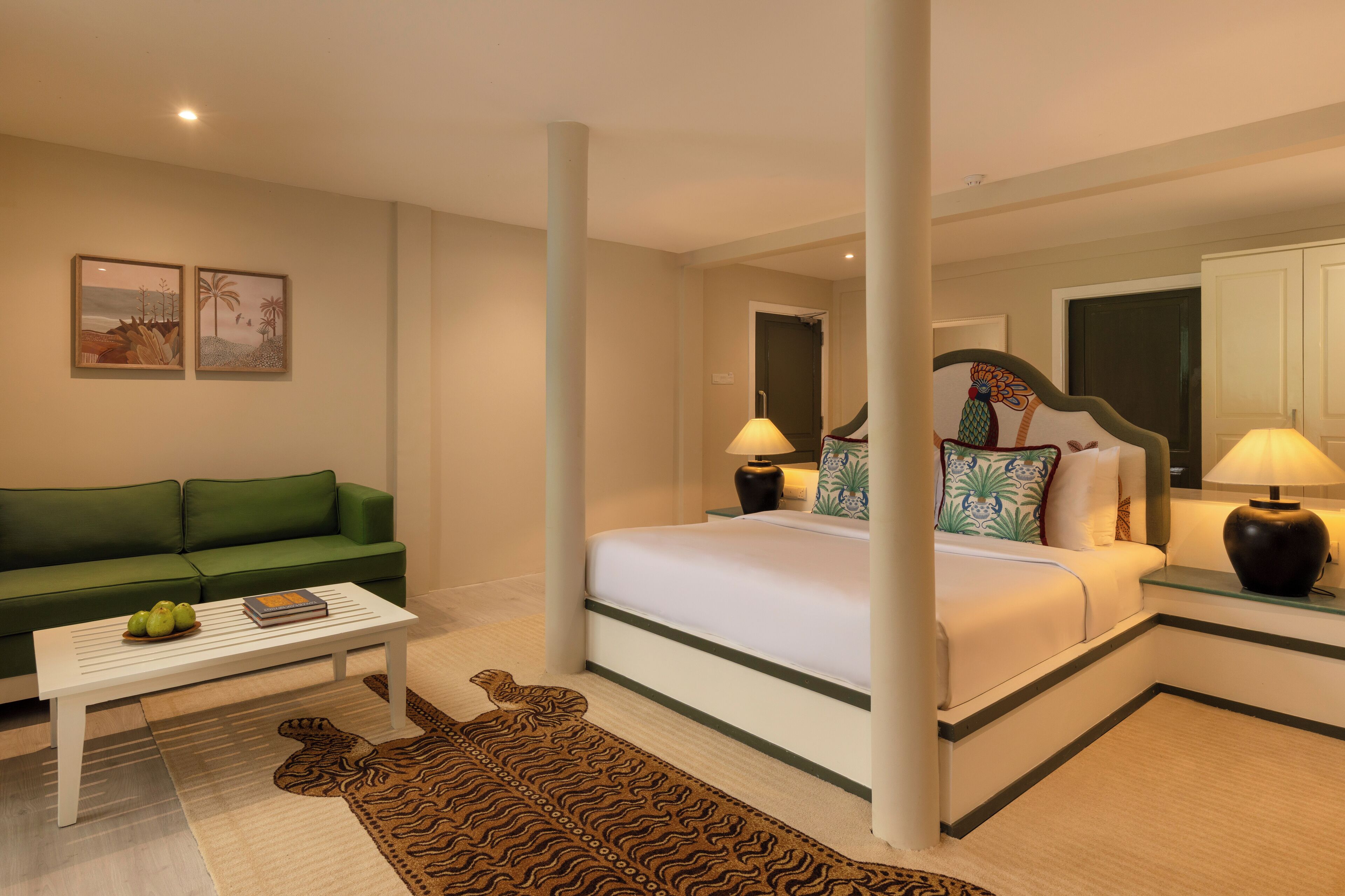 Lagoon Cabin | Egyptian cotton sheets, premium bedding, minibar, in-room safe