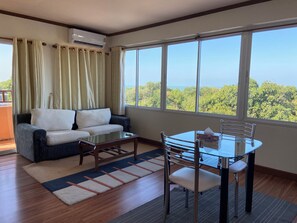 Junior Double Room | Living area - Thipurai Beach Hotel (Hua Hin)