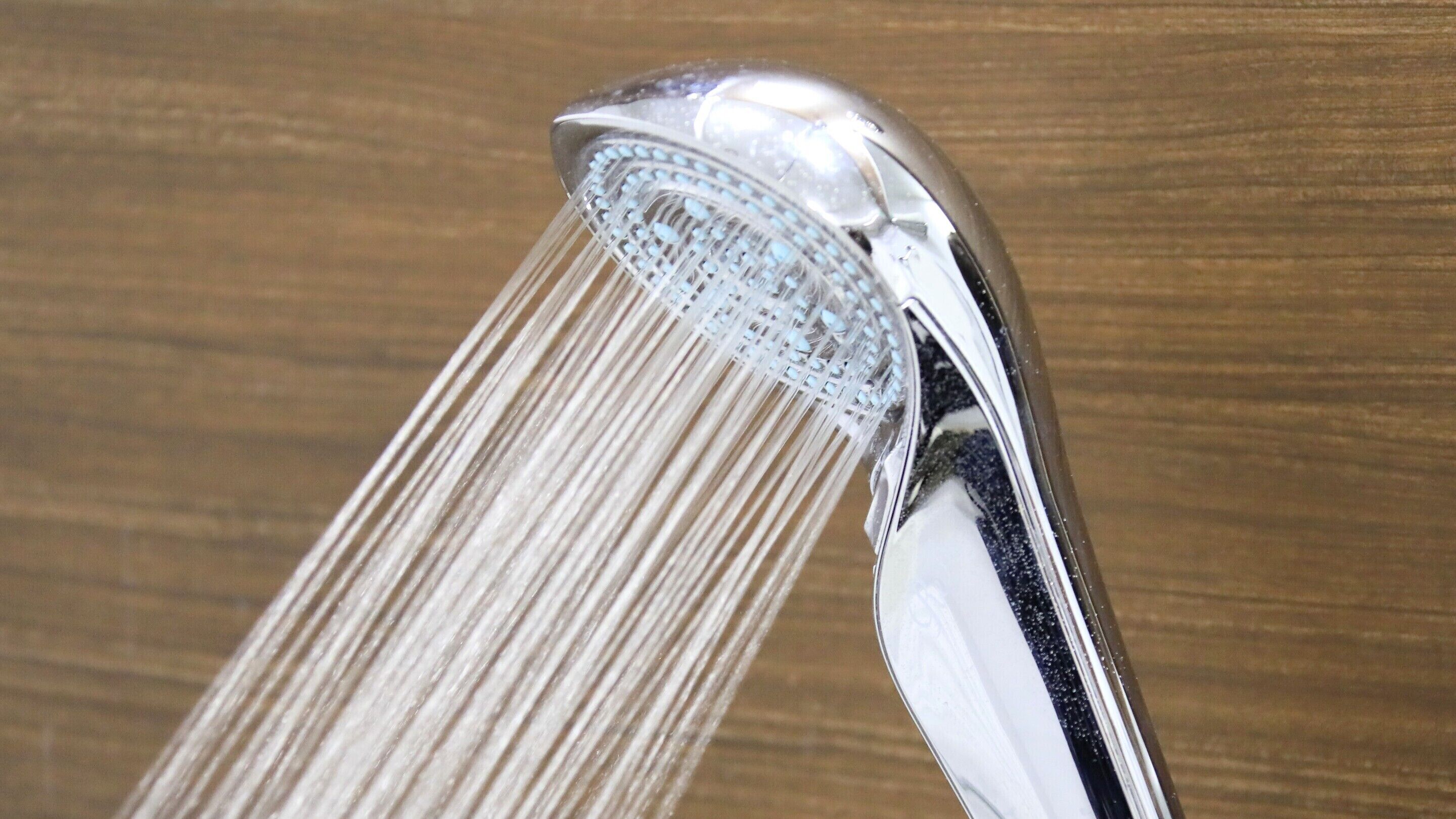 combined shower/bathtub, free toiletries, hair dryer, bathrobes