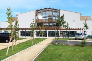 Exterior - Adonis Aix-en-Provence (Eguilles)