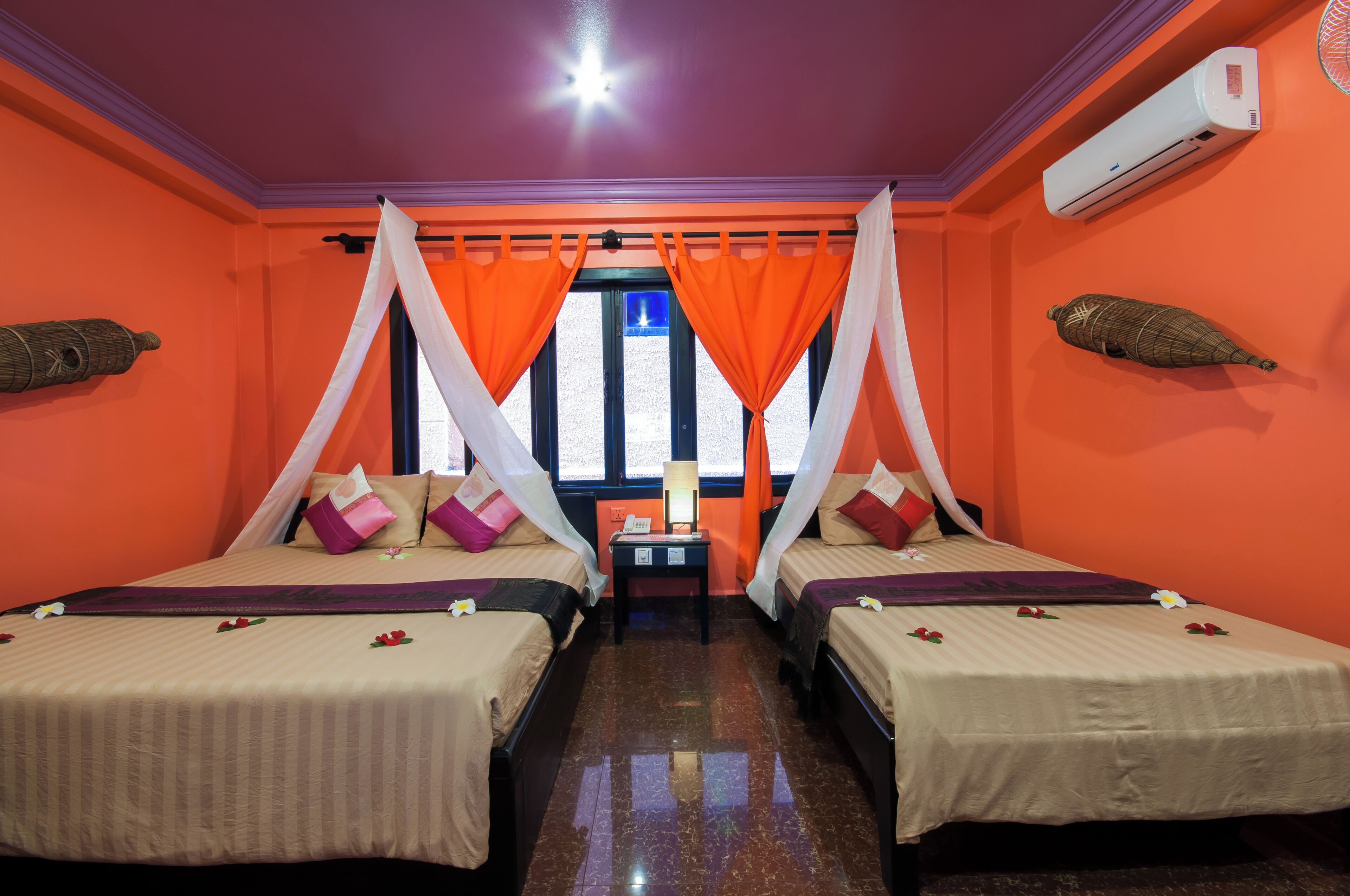 Rom | Minibar, safe på rommet, individuelt dekorert og individuelt innredet