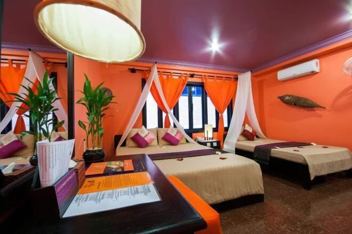 Minibar, in-room safe, individually decorated, individually furnished