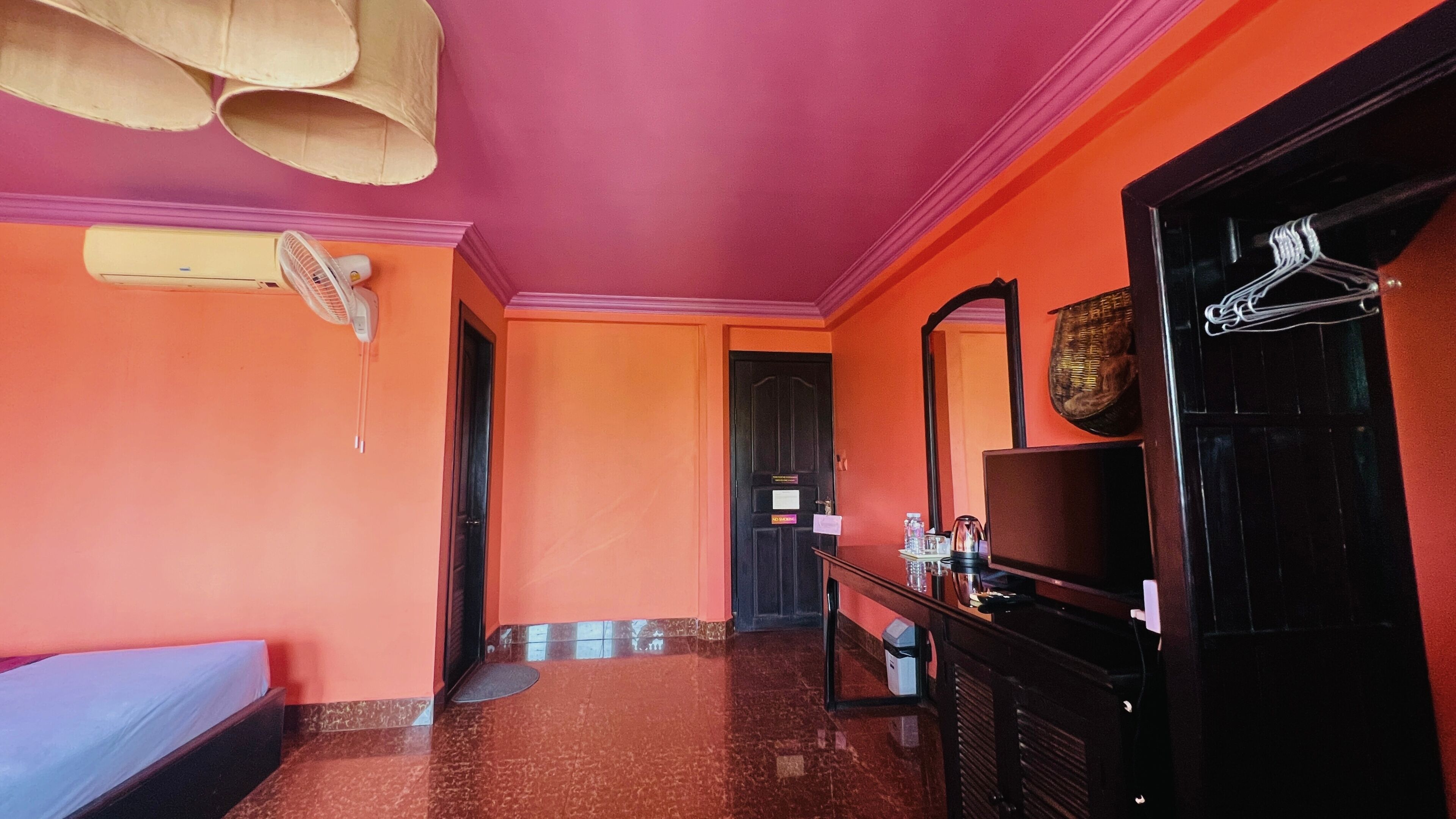 deluxe room, 2 bedrooms | 1 bedroom, minibar, in-room safe, individually decorated