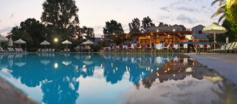 Pasiphae Hotel