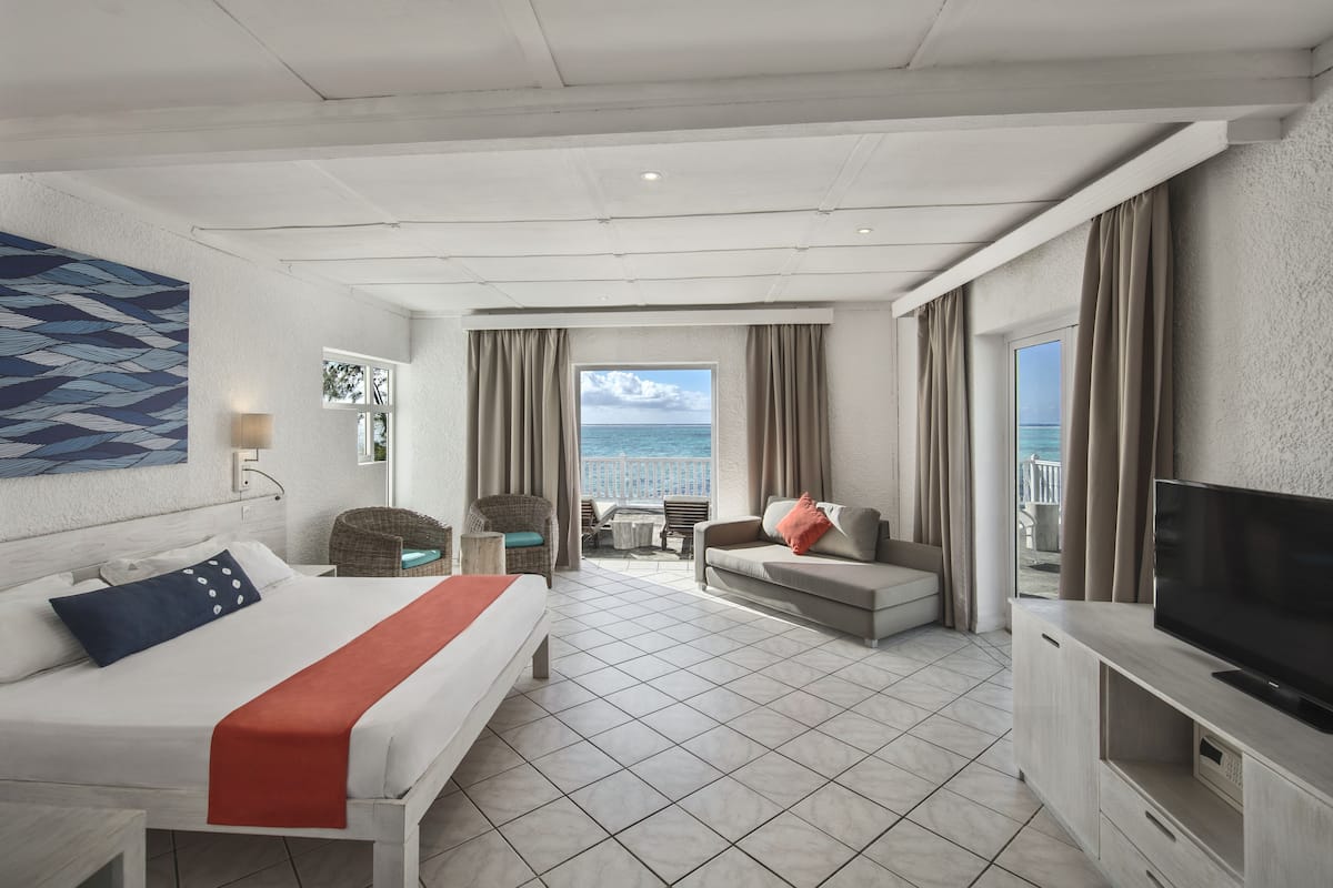 Deluxe Room, Sea View | Pemandangan dari bilik