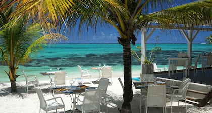 Astroea Beach Hotel