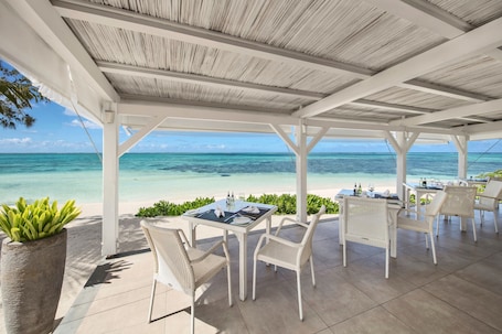 Breakfast, lunch and dinner served . Astroea Beach Hotel