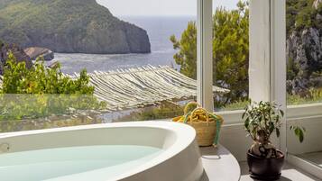 Suite junior, vistas al mar (Grand) | Sábanas italianas Frette y ropa de cama de alta calidad