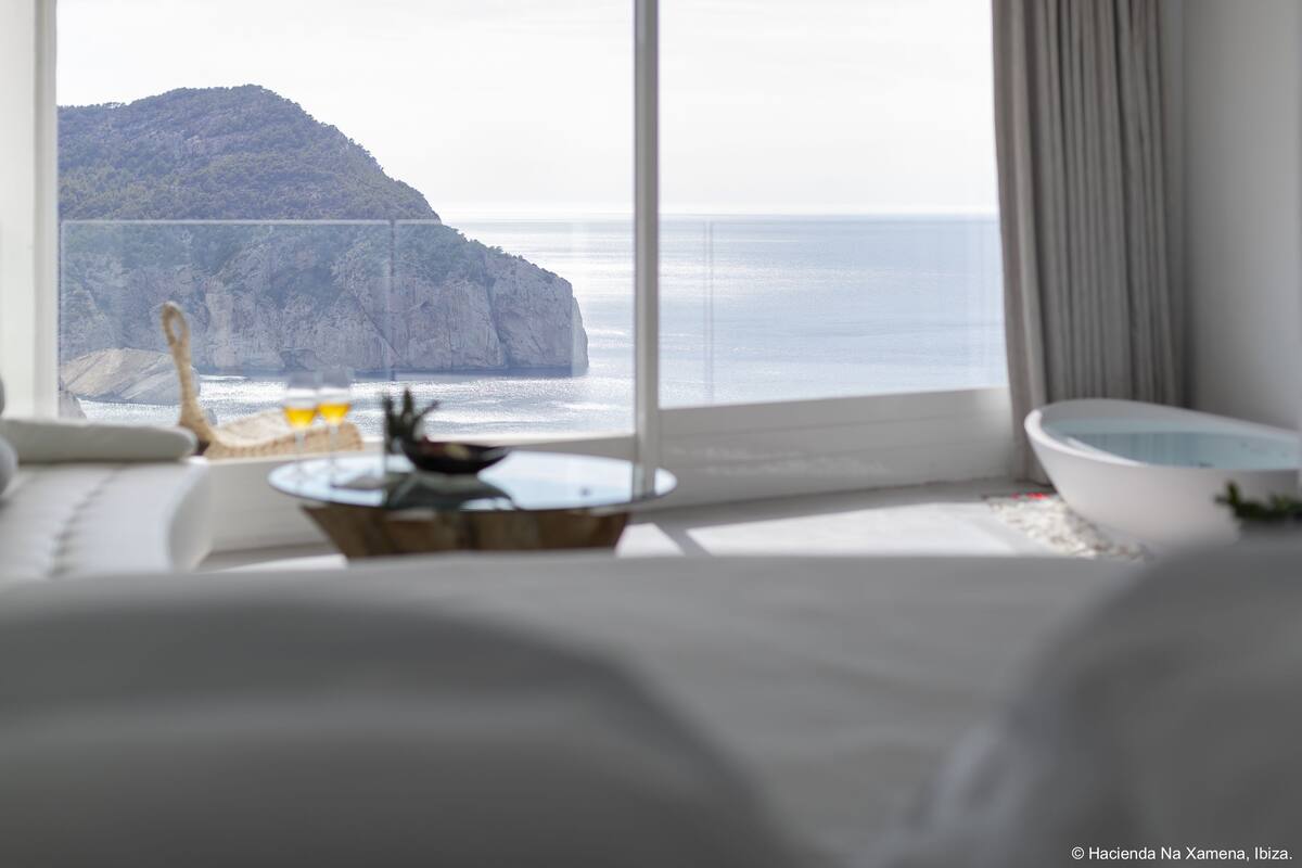 junior suite, sea view (hammam) | room amenity