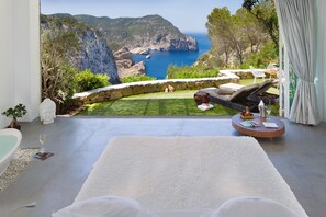 Presidential Suite | Frette Italian sheets, premium bedding, down comforters