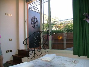 Een kluis op de kamer, geluiddichte muren, gratis wifi, beddengoed