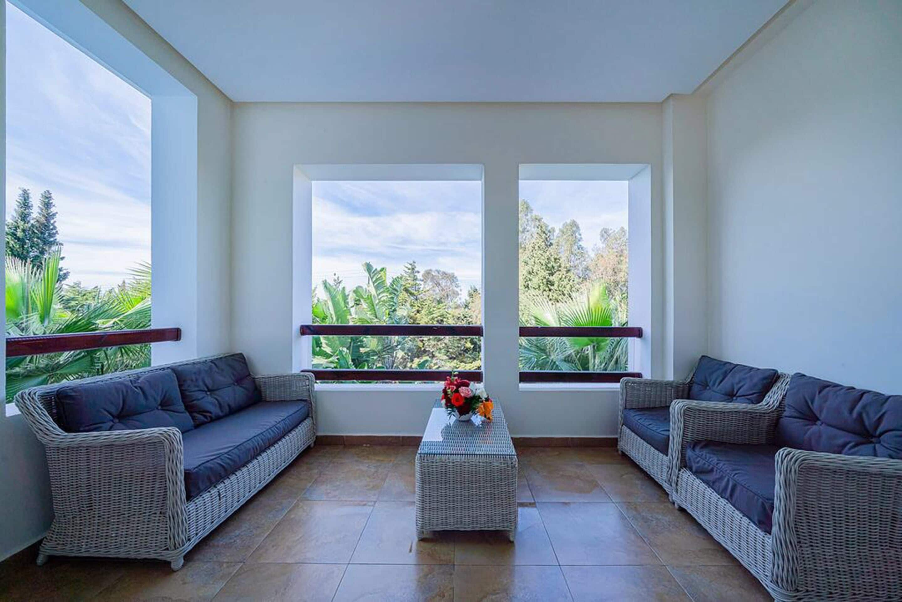 Mnar Castle Apartments