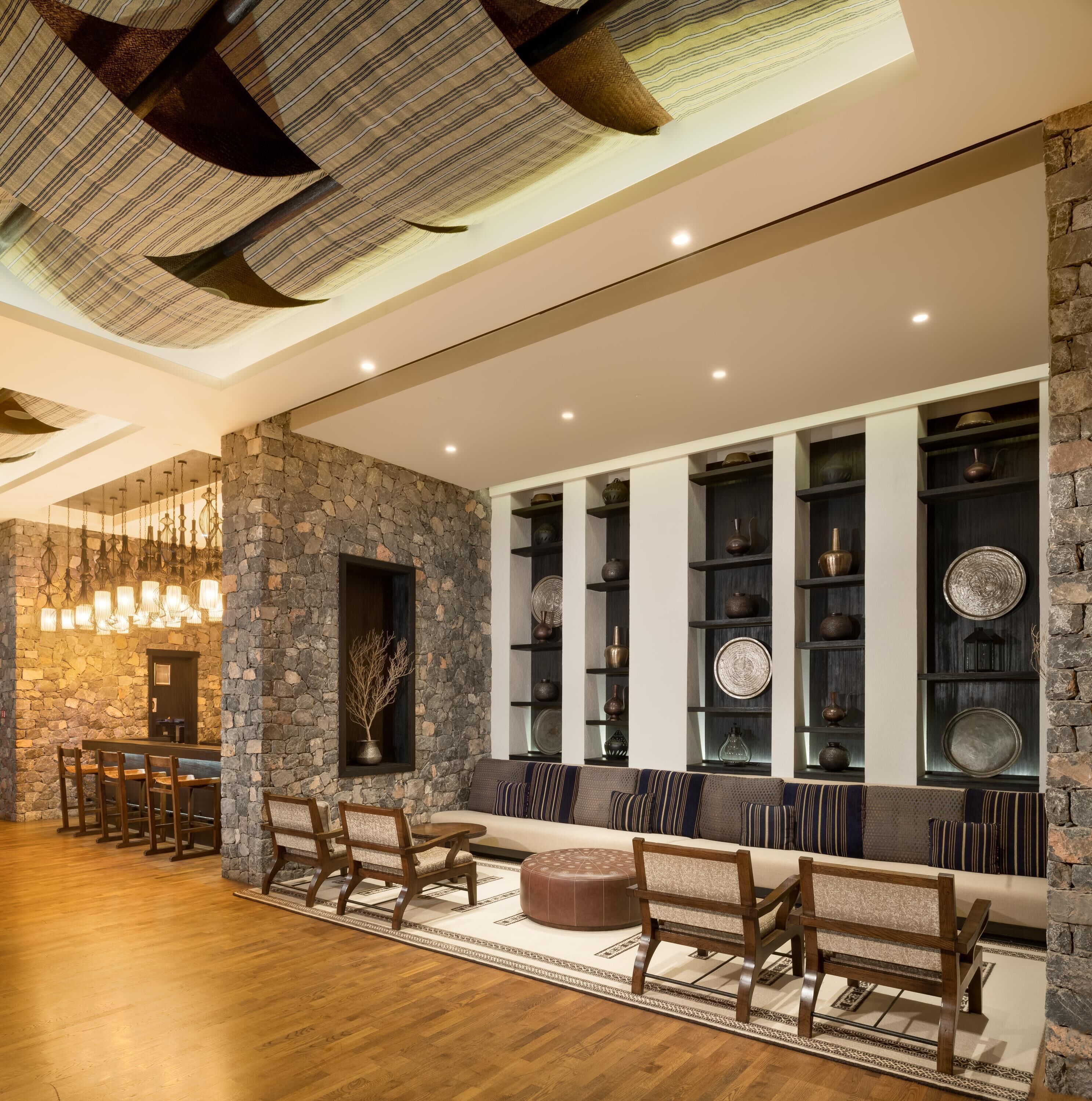 poolside views, serves brunch and happy hour