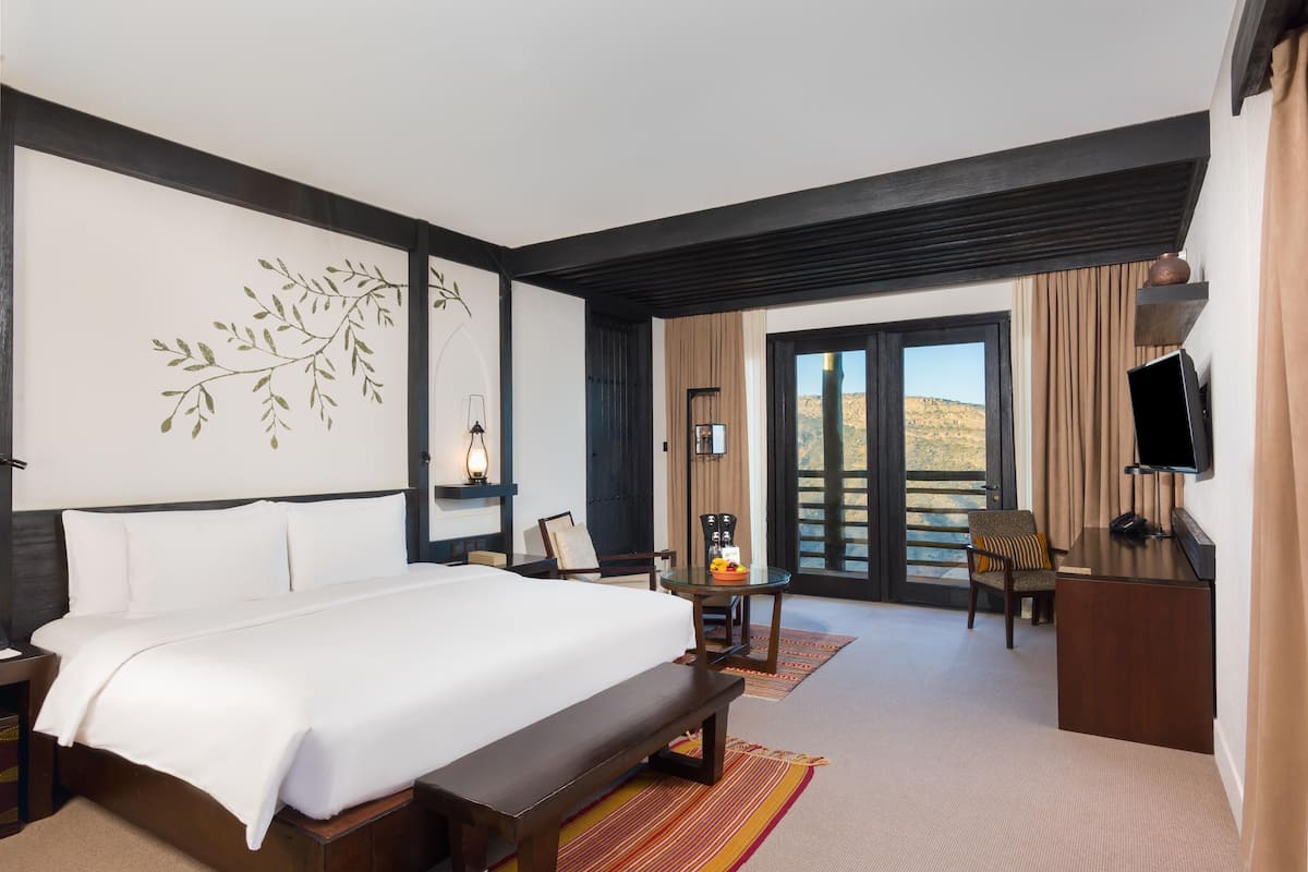 Premium bedding, minibar, in-room safe, individually decorated