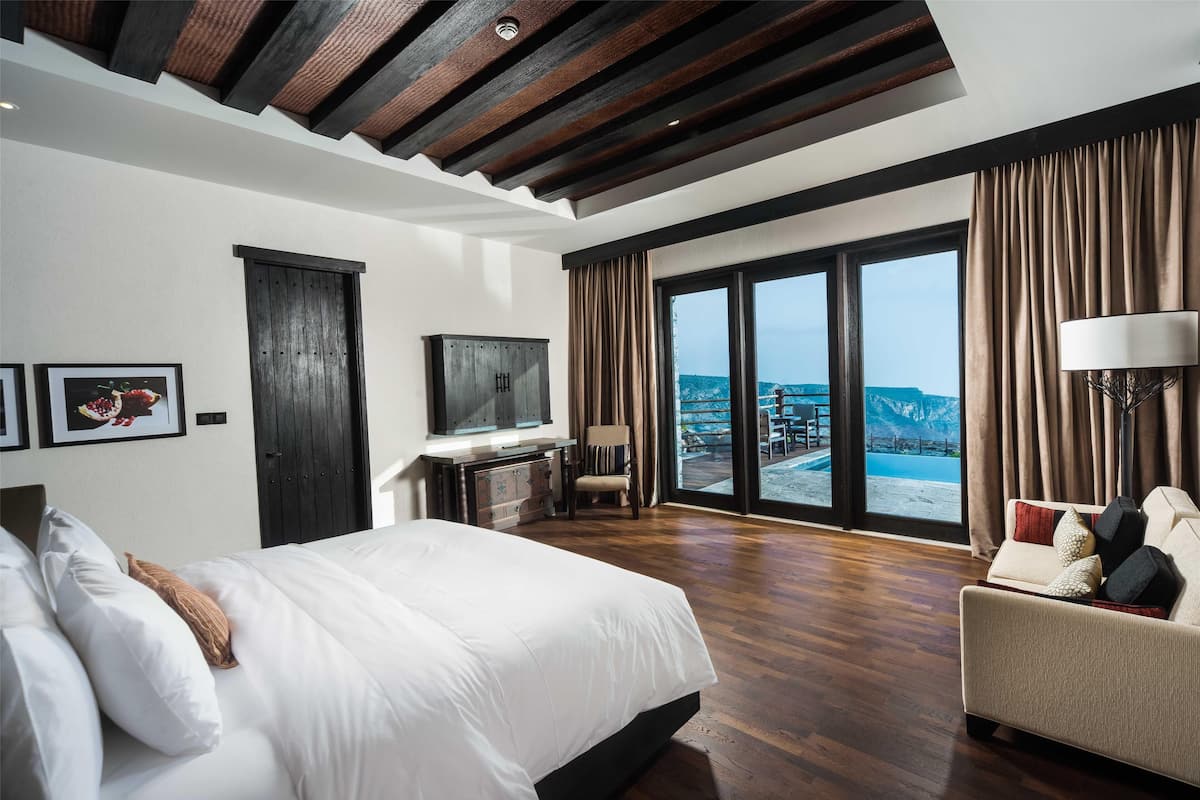 Villa (Jabal) | Premium bedding, minibar, in-room safe, individually decorated