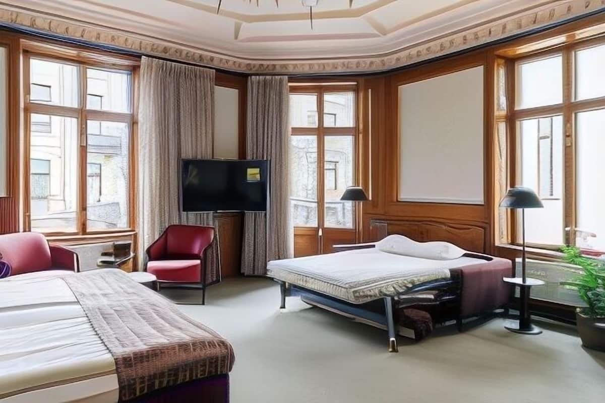 Blackout curtains, free WiFi, bed sheets