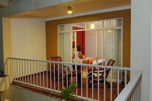 Kamar Double Deluks | Balkon