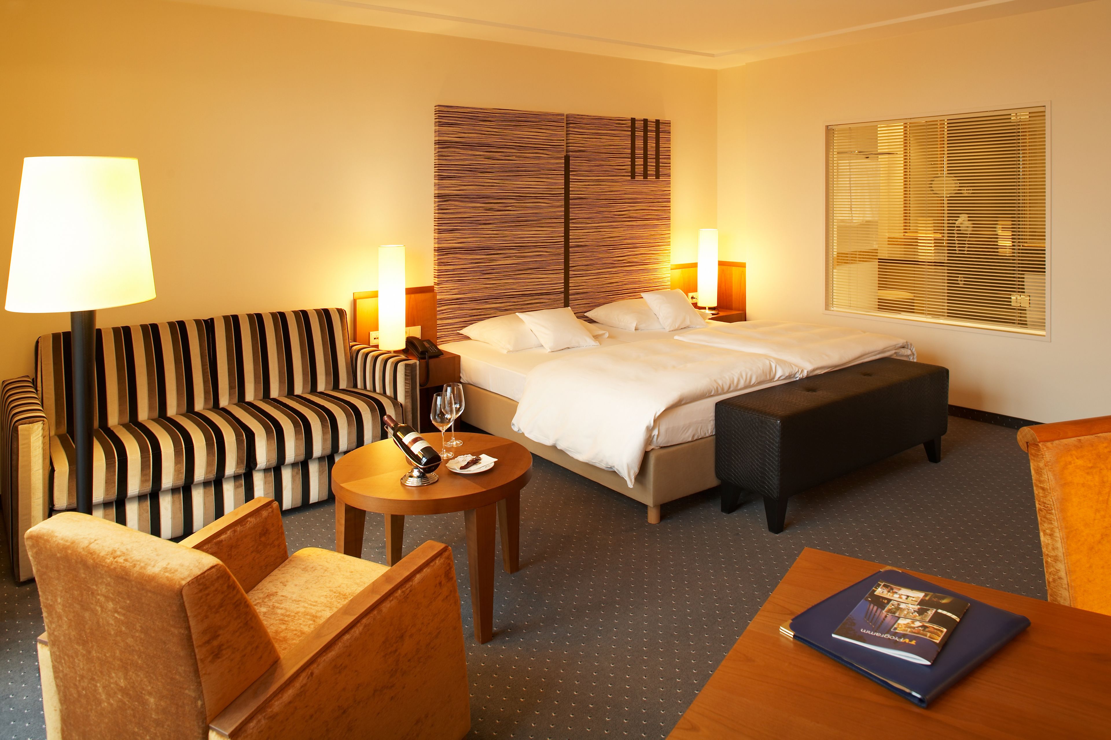 Deluxe Room, 1 Double Bed (Quiet Location) | Hypo-allergenic bedding available, minibar, in-room safe, desk