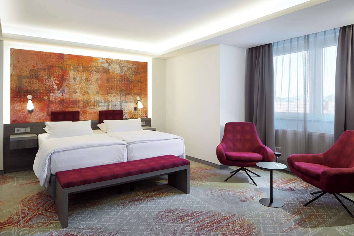 Superior Room, 1 Double Bed | 防过敏的被褥、迷你吧、客房内保险箱、办公桌