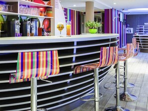 Bar (en el alojamiento)