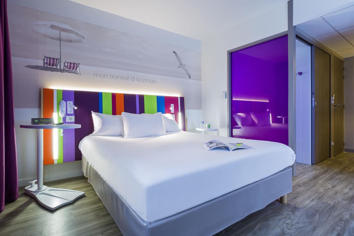 Standard-huone, 1 parisänky | Työpöytä, pimennysverhot, äänieristys, ilmainen Wi-Fi