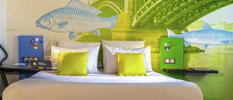 Dobbeltrom – standard, 1 dobbeltseng | Skrivebord, skrivebord for bærbar PC, blendingsgardiner og lydisolert