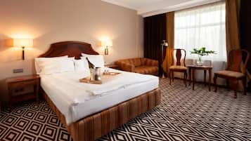 In-room safe, desk, soundproofing, cots/infant beds