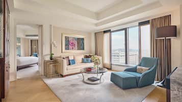 Suite Club, 1 cama de matrimonio grande (City) | Ropa de cama de alta calidad, edredones de plumas, minibar y caja fuerte