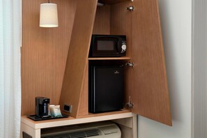 Coffres-forts dans les chambres, bureau