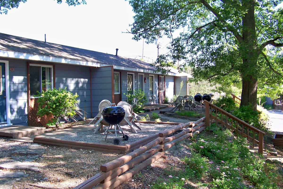 Apartment, 2 Bedrooms (Timber Ridge) | Terrace/patio